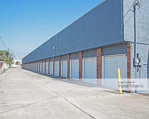 Source URL: https://cdnsc.rentcafe.com/dmslivecafe/3/1077368/1077368-1-3.jpg?width=-1&height=385&quality=80