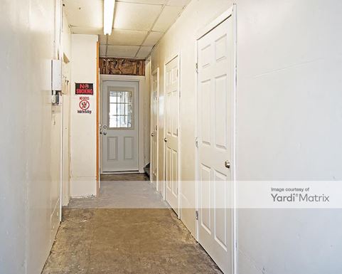 Source URL: https://cdnsc.rentcafe.com/dmslivecafe/3/1077368/1077368-1-4.jpg?width=-1&height=385&quality=80