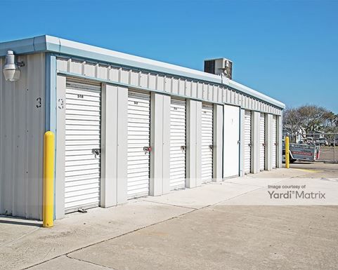 Source URL: https://cdnsc.rentcafe.com/dmslivecafe/3/1077368/1077368-1-5.jpg?width=-1&height=385&quality=80