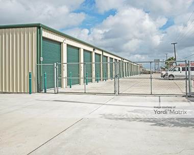 Storage Units for Rent available at 6429 Crosstown Expwy, Corpus Christi, TX 78417