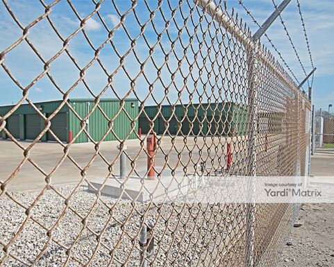 Source URL: https://cdnsc.rentcafe.com/dmslivecafe/3/1077376/1077376-1-4.jpg?width=-1&height=385&quality=80