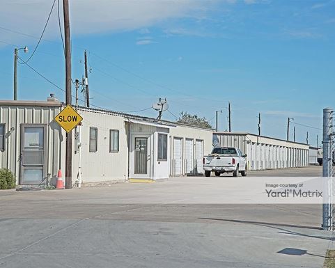 Source URL: https://cdnsc.rentcafe.com/dmslivecafe/3/1077377/1077377-1-2.jpg?width=-1&height=385&quality=80