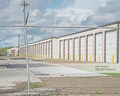 Source URL: https://cdnsc.rentcafe.com/dmslivecafe/3/1077380/1077380-1-4.jpg?width=-1&height=385&quality=80