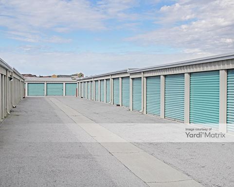 Source URL: https://cdnsc.rentcafe.com/dmslivecafe/3/1077386/1077386-1-3.jpg?width=-1&height=385&quality=80