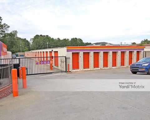 Source URL: https://cdnsc.rentcafe.com/dmslivecafe/3/1077413/1077413-1-2.jpg?width=-1&height=385&quality=80