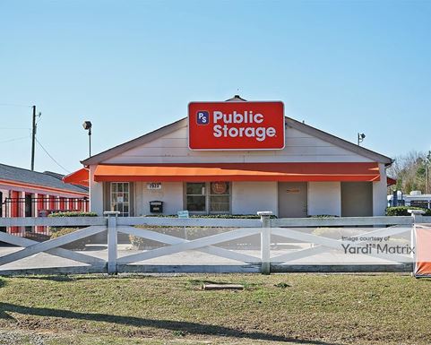 Source URL: https://cdnsc.rentcafe.com/dmslivecafe/3/1077434/1077434-1-5.jpg?width=-1&height=385&quality=80