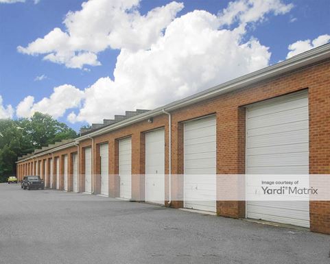 Source URL: https://cdnsc.rentcafe.com/dmslivecafe/3/1077465/1077465-1-3.jpg?width=-1&height=385&quality=80