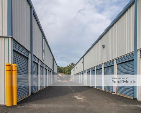 Source URL: https://cdnsc.rentcafe.com/dmslivecafe/3/1077466/1077466-1-2.jpg?width=-1&height=385&quality=80