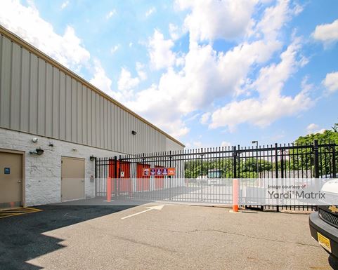 Source URL: https://cdnsc.rentcafe.com/dmslivecafe/3/1077477/1077477-1-3.jpg?width=-1&height=385&quality=80