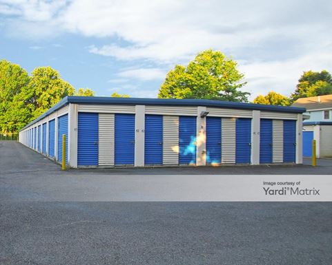 Source URL: https://cdnsc.rentcafe.com/dmslivecafe/3/1077502/1077502-1-3.jpg?width=-1&height=385&quality=80