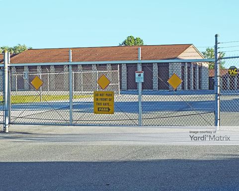 Source URL: https://cdnsc.rentcafe.com/dmslivecafe/3/1077516/1077516-1-3.jpg?width=-1&height=385&quality=80