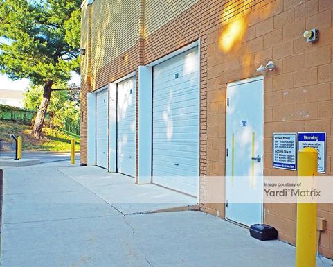 Source URL: https://cdnsc.rentcafe.com/dmslivecafe/3/1077522/1077522-1-4.jpg?width=-1&height=385&quality=80