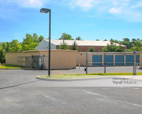 Source URL: https://cdnsc.rentcafe.com/dmslivecafe/3/1077538/1077538-1-3.jpg?width=-1&height=385&quality=80