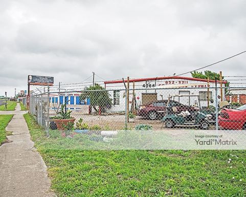 Source URL: https://cdnsc.rentcafe.com/dmslivecafe/3/1077552/1077552-1-2.jpg?width=-1&height=385&quality=80