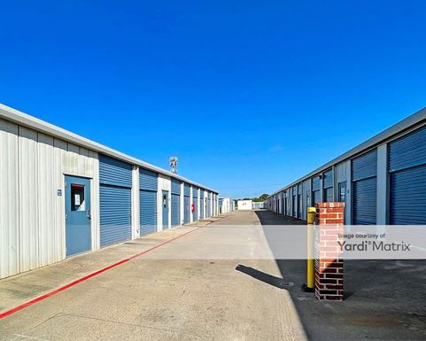 Source URL: https://cdnsc.rentcafe.com/dmslivecafe/3/1077555/1077555-1-3.jpg?width=-1&height=385&quality=80