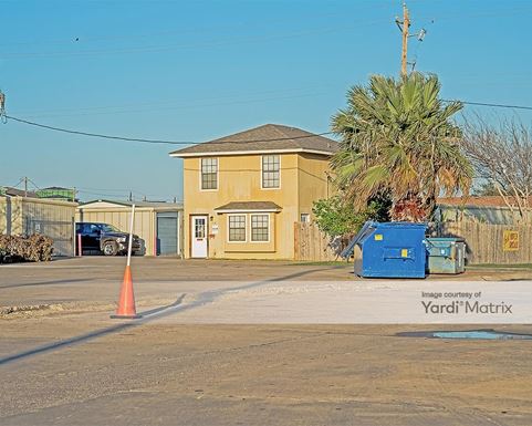 Source URL: https://cdnsc.rentcafe.com/dmslivecafe/3/1077556/1077556-1-4.jpg?width=-1&height=385&quality=80