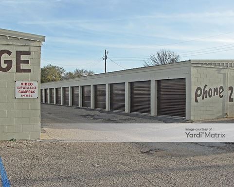 Source URL: https://cdnsc.rentcafe.com/dmslivecafe/3/1077560/1077560-1-4.jpg?width=-1&height=385&quality=80