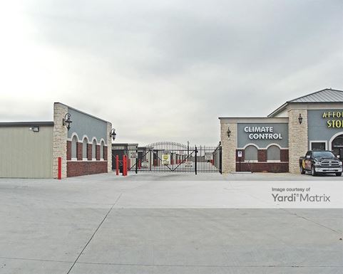 Source URL: https://cdnsc.rentcafe.com/dmslivecafe/3/1077579/1077579-1-3.jpg?width=-1&height=385&quality=80