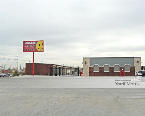 Source URL: https://cdnsc.rentcafe.com/dmslivecafe/3/1077579/1077579-1-5.jpg?width=-1&height=385&quality=80