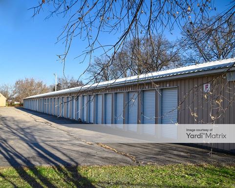 Source URL: https://cdnsc.rentcafe.com/dmslivecafe/3/1077597/1077597-1-2.jpg?width=-1&height=385&quality=80