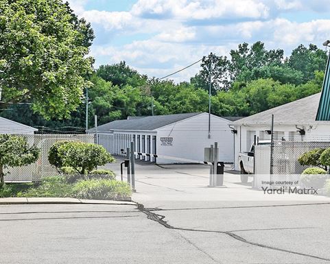 Source URL: https://cdnsc.rentcafe.com/dmslivecafe/3/1077615/1077615-1-5.jpg?width=-1&height=385&quality=80