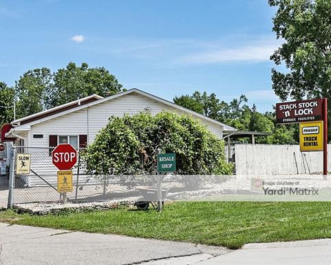 Source URL: https://cdnsc.rentcafe.com/dmslivecafe/3/1077616/1077616-1-3.jpg?width=-1&height=385&quality=80