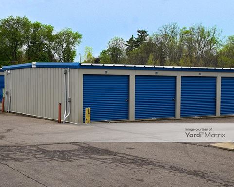 Source URL: https://cdnsc.rentcafe.com/dmslivecafe/3/1077618/1077618-1-4.jpg?width=-1&height=385&quality=80