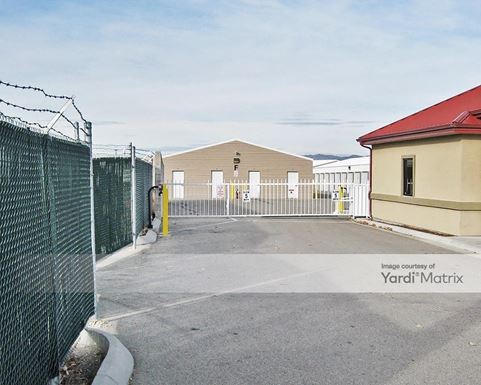 Source URL: https://cdnsc.rentcafe.com/dmslivecafe/3/1077652/1077652-1-2.jpg?width=-1&height=385&quality=80