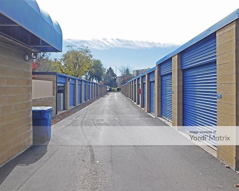 Source URL: https://cdnsc.rentcafe.com/dmslivecafe/3/1077661/1077661-1-4.jpg?width=-1&height=385&quality=80