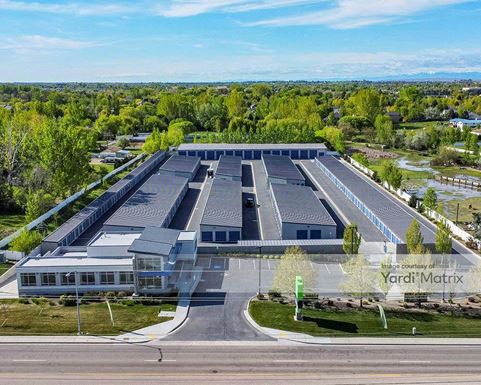 Source URL: https://cdnsc.rentcafe.com/dmslivecafe/3/1077667/1077667-1-2.jpg?width=-1&height=385&quality=80