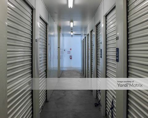 Source URL: https://cdnsc.rentcafe.com/dmslivecafe/3/1077670/1077670-1-3.jpg?width=-1&height=385&quality=80