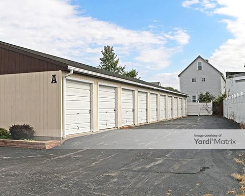 Source URL: https://cdnsc.rentcafe.com/dmslivecafe/3/1077680/1077680-1-3.jpg?width=-1&height=385&quality=80