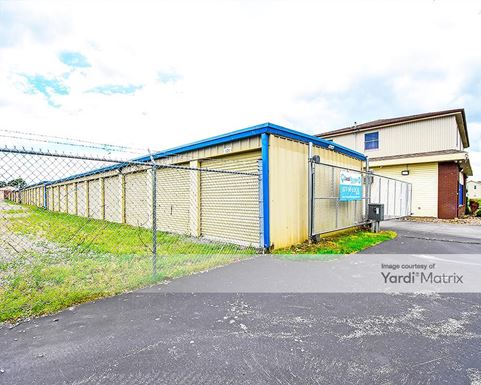 Source URL: https://cdnsc.rentcafe.com/dmslivecafe/3/1077687/1077687-1-4.jpg?width=-1&height=385&quality=80