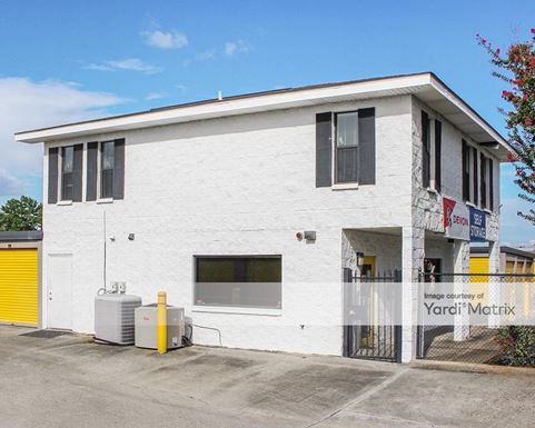 Source URL: https://cdnsc.rentcafe.com/dmslivecafe/3/1077708/1077708-1-4.jpg?width=-1&height=385&quality=80