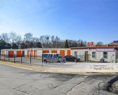 Source URL: https://cdnsc.rentcafe.com/dmslivecafe/3/1077743/1077743-1-3.jpg?width=-1&height=385&quality=80