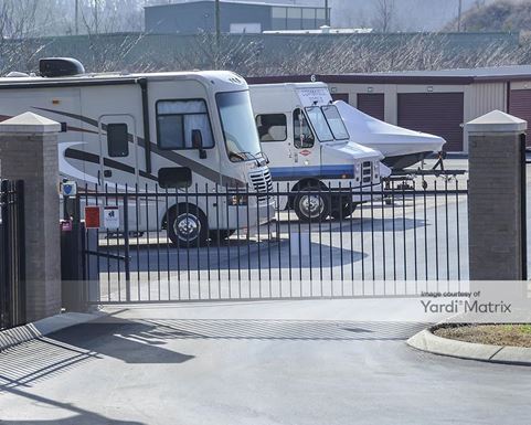 Source URL: https://cdnsc.rentcafe.com/dmslivecafe/3/1077748/1077748-1-5.jpg?width=-1&height=385&quality=80