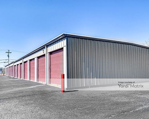 Source URL: https://cdnsc.rentcafe.com/dmslivecafe/3/1077765/1077765-1-2.jpg?width=-1&height=385&quality=80