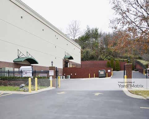 Source URL: https://cdnsc.rentcafe.com/dmslivecafe/3/1077766/1077766-1-2.jpg?width=-1&height=385&quality=80