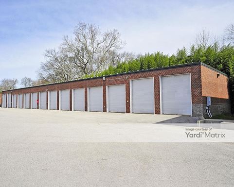 Source URL: https://cdnsc.rentcafe.com/dmslivecafe/3/1077774/1077774-1-5.jpg?width=-1&height=385&quality=80