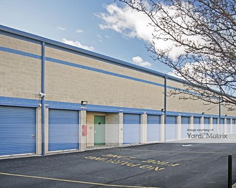 Source URL: https://cdnsc.rentcafe.com/dmslivecafe/3/1077800/1077800-1-3.jpg?width=-1&height=385&quality=80