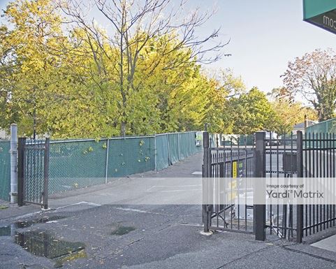 Source URL: https://cdnsc.rentcafe.com/dmslivecafe/3/1077801/1077801-1-3.jpg?width=-1&height=385&quality=80