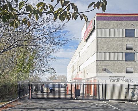 Source URL: https://cdnsc.rentcafe.com/dmslivecafe/3/1077808/1077808-1-3.jpg?width=-1&height=385&quality=80