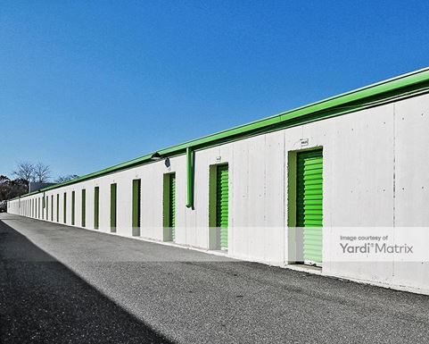 Source URL: https://cdnsc.rentcafe.com/dmslivecafe/3/1077816/1077816-1-5.jpg?width=-1&height=385&quality=80