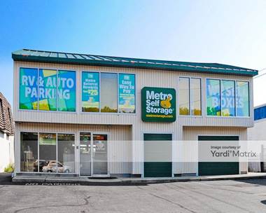 Storage Units for Rent available at 4038 Sunrise Hwy, Oakdale, NY 11769