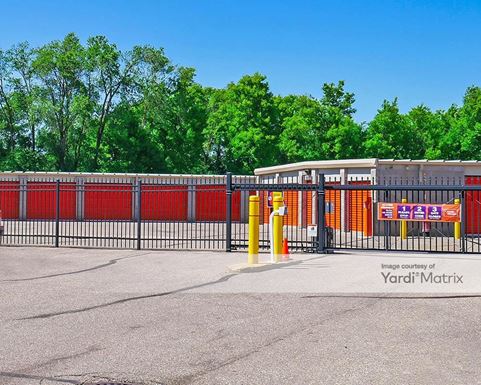 Source URL: https://cdnsc.rentcafe.com/dmslivecafe/3/1077854/1077854-1-2.jpg?width=-1&height=385&quality=80