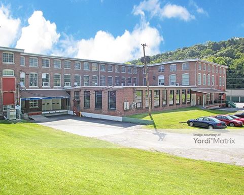 Source URL: https://cdnsc.rentcafe.com/dmslivecafe/3/1077892/1077892-1-5.jpg?width=-1&height=385&quality=80