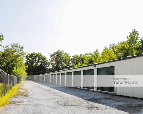 Source URL: https://cdnsc.rentcafe.com/dmslivecafe/3/1077903/1077903-1-5.jpg?width=-1&height=385&quality=80