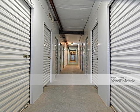 Source URL: https://cdnsc.rentcafe.com/dmslivecafe/3/1077927/1077927-1-3.jpg?width=-1&height=385&quality=80