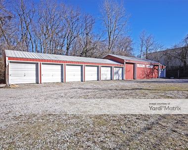 Storage Units for Rent available at 906 Tonsor Road, Alton, IL 62002