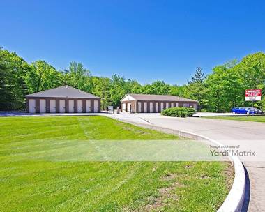 Storage Units for Rent available at 11120 Veterans Memorial Pkwy, Lake St. Louis, MO 63367